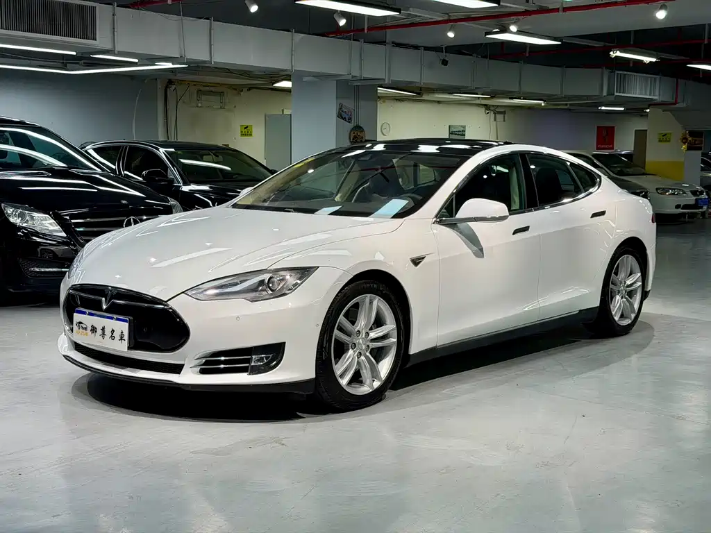Tesla Model S 2016