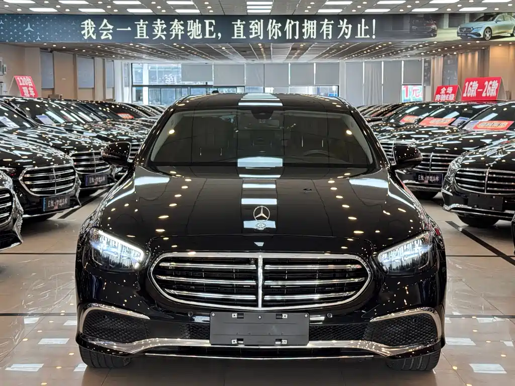 Mercedes-Benz E-Class 2023 — фото 1