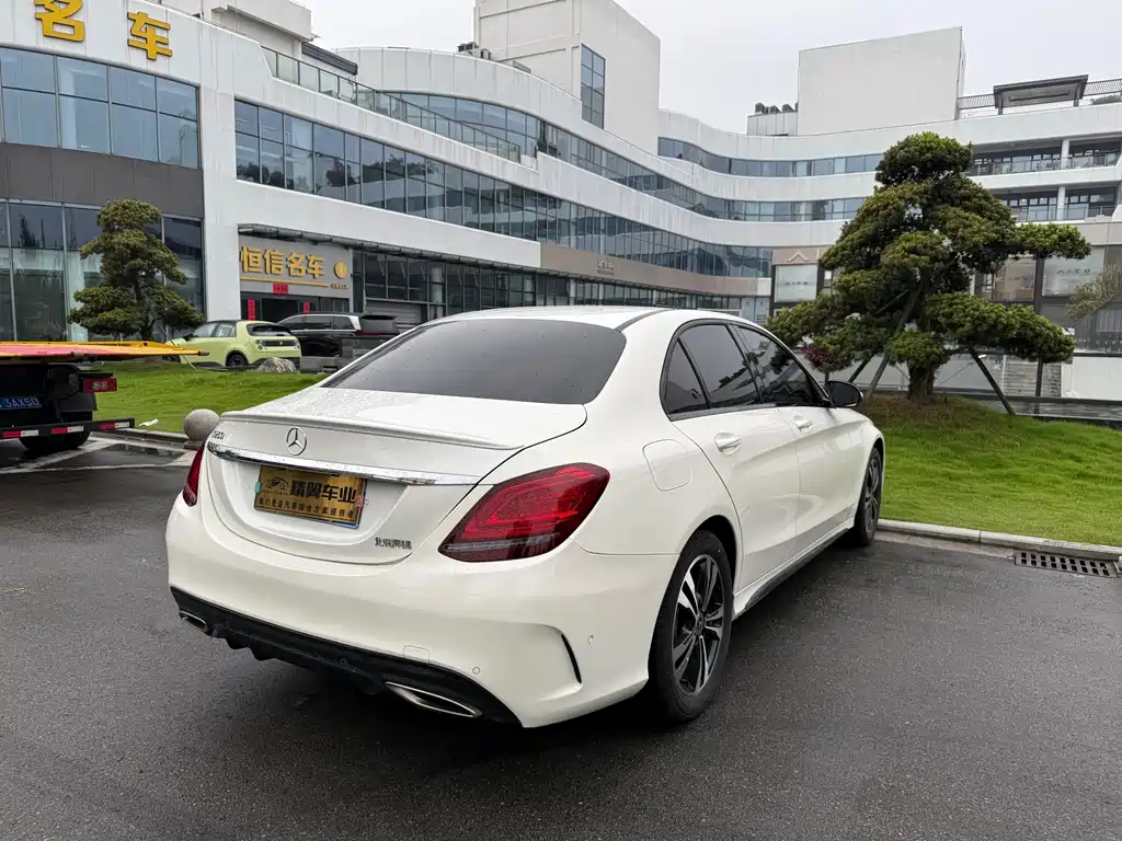 Mercedes-Benz C-Class 2019 — фото 13