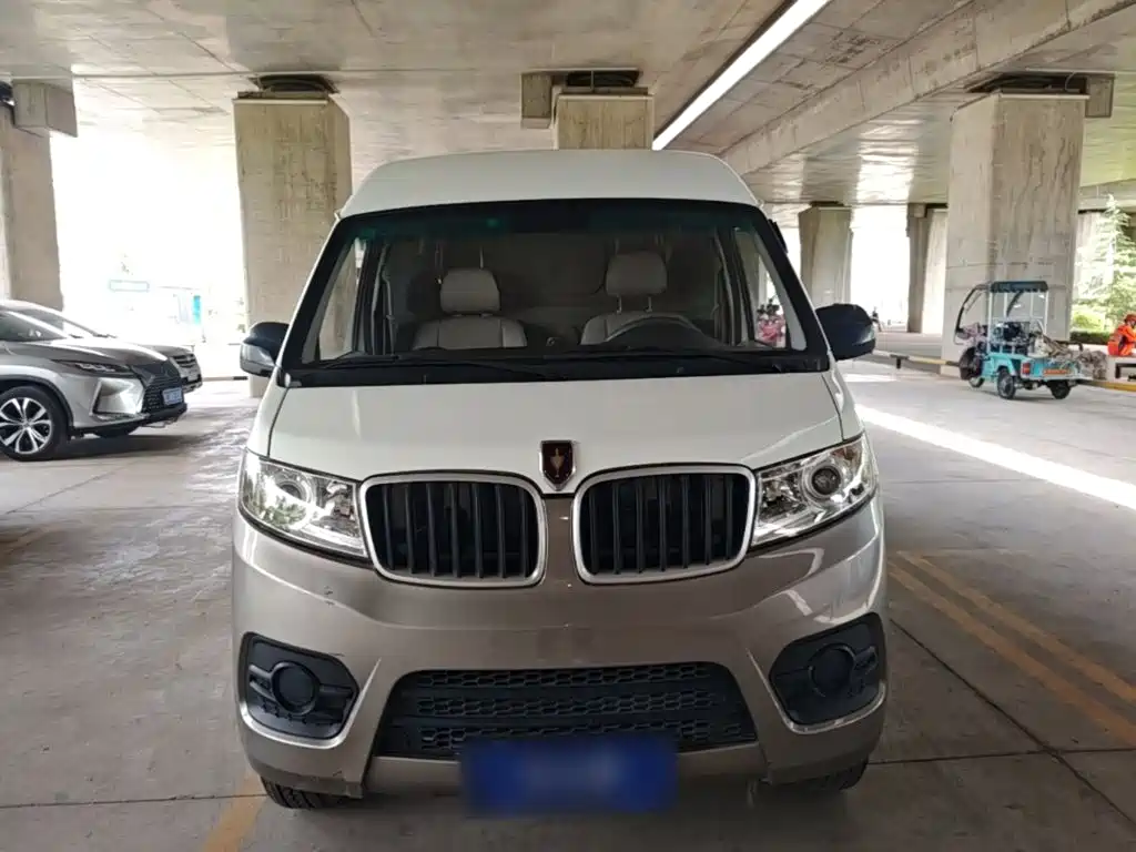 Jinbei Hiace X30L 2024