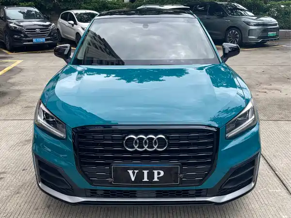 Audi Q2L 2018
