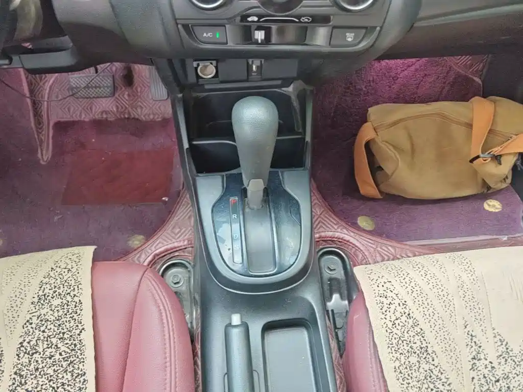 Honda Fit 2016 — фото 14