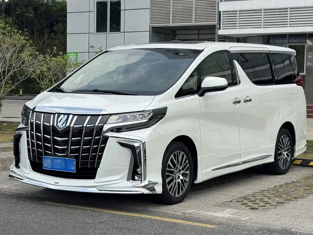Toyota Alphard 2016 — фото 1