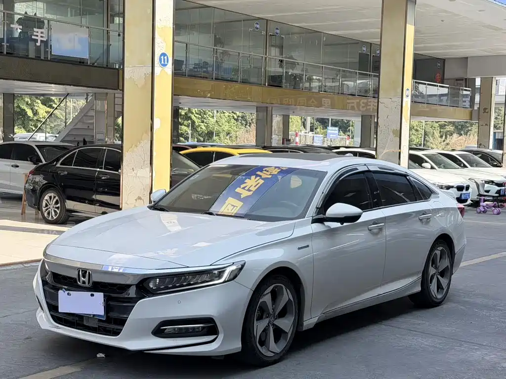 Honda Accord 2019 — фото 1