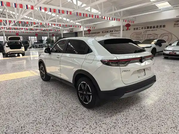 Honda Vezel 2023