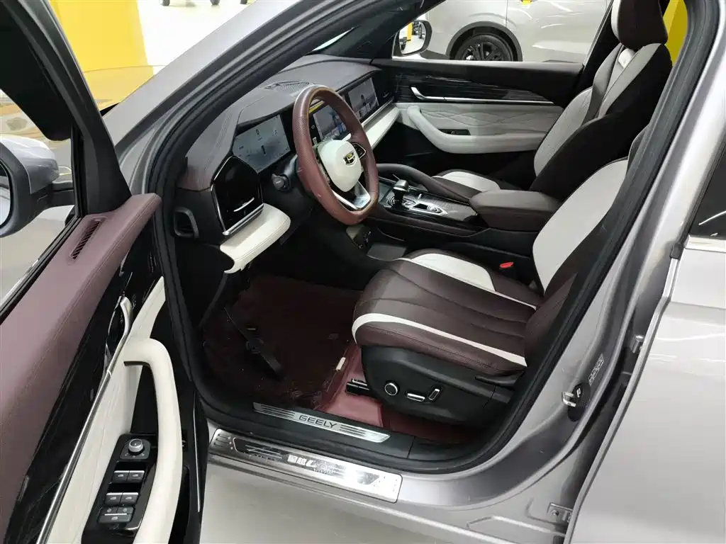 Geely Xingyue L 2023 — фото 12