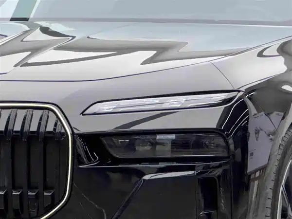 BMW i7 2023