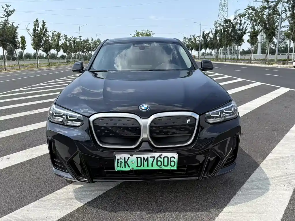 BMW iX3 2024 — фото 2
