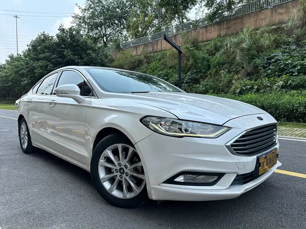 Ford Mondeo 2018 — фото 3