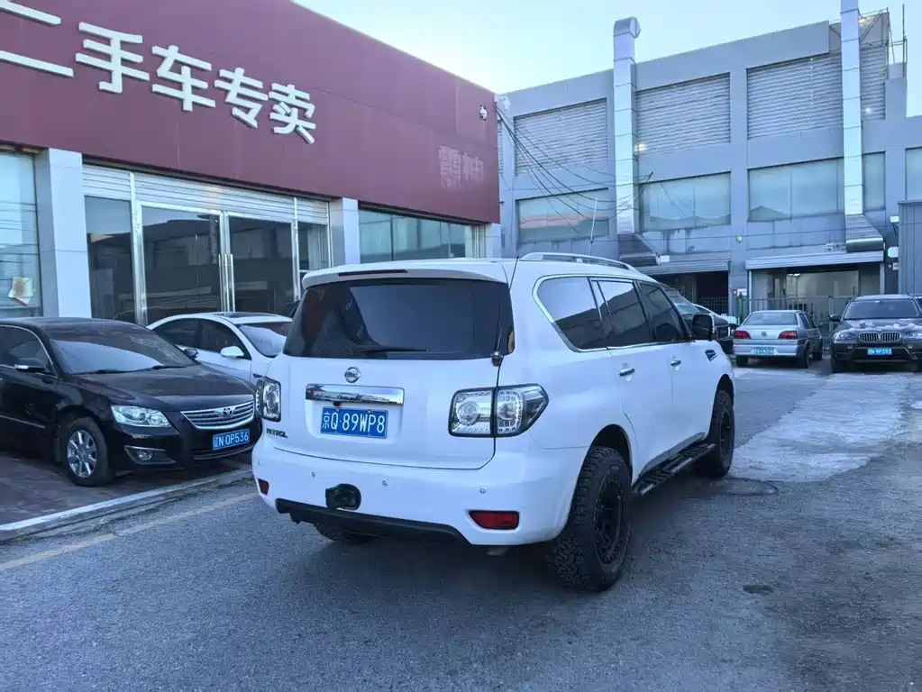 Nissan Patrol 2018 — фото 12