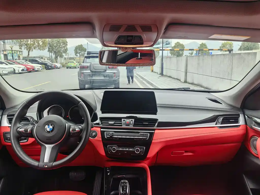 BMW X2 2022 — фото 13