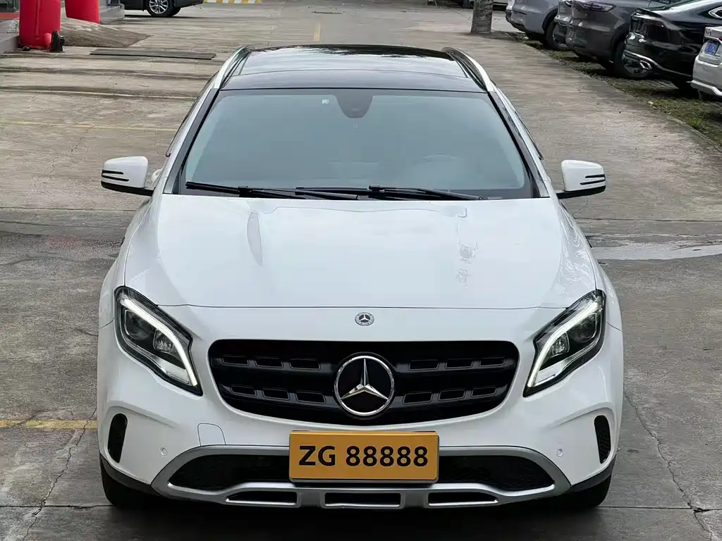 Mercedes-Benz GLA 2017