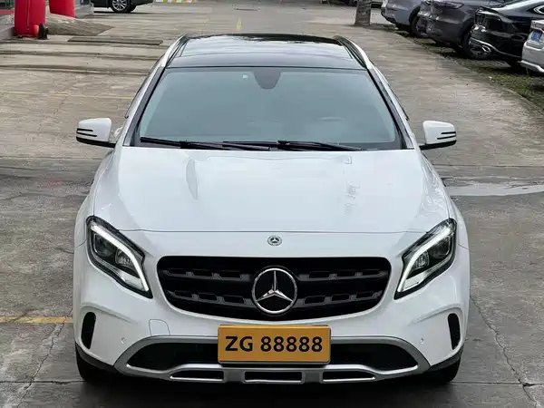 Mercedes-Benz GLA 2017