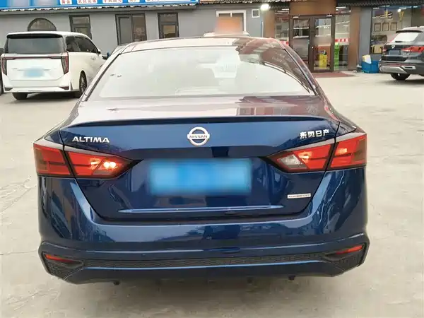Nissan Teana 2021
