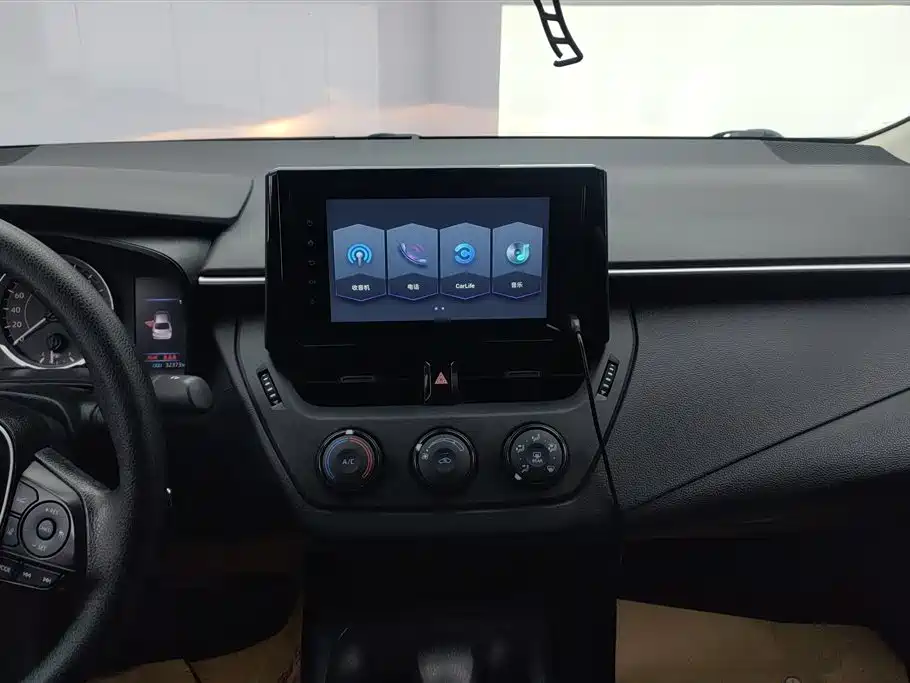 Toyota Corolla 2020 — фото 13