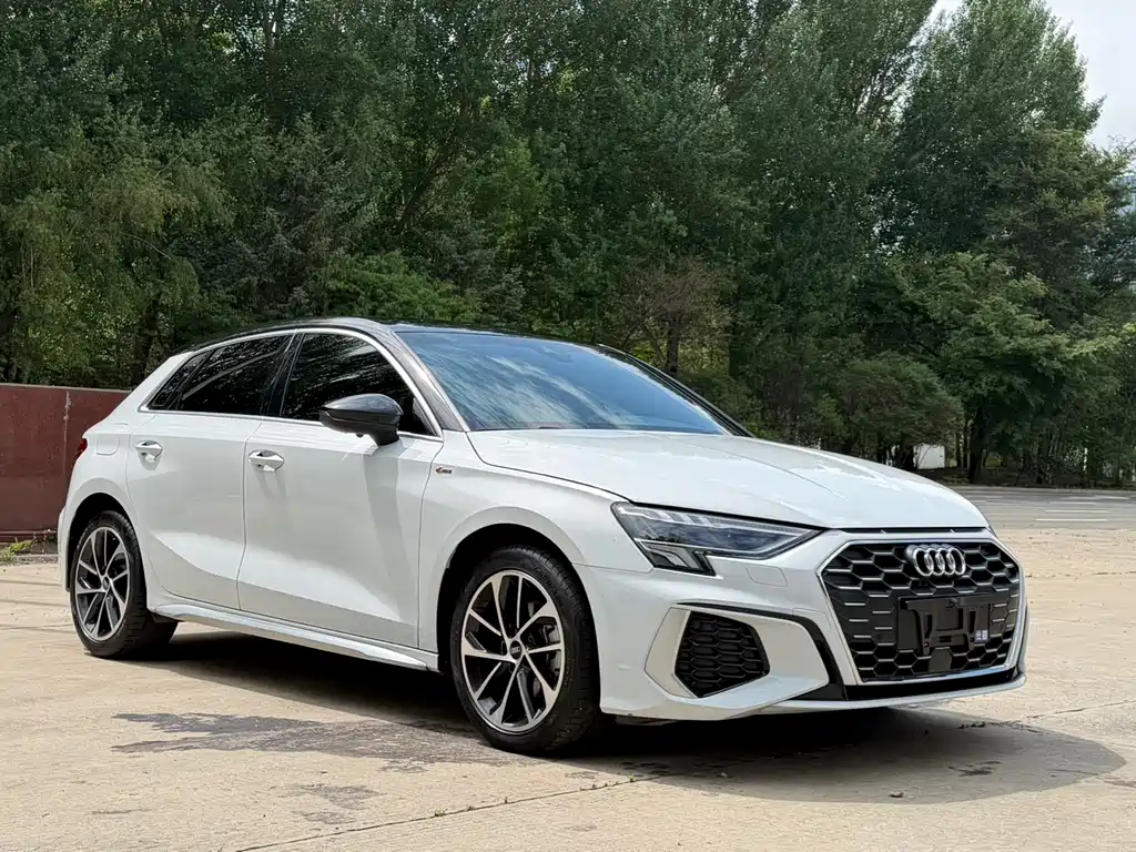Audi A3 2022 — фото 3