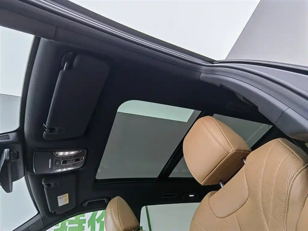 GAC Motor Trumpchi ES9 2024 — фото 14