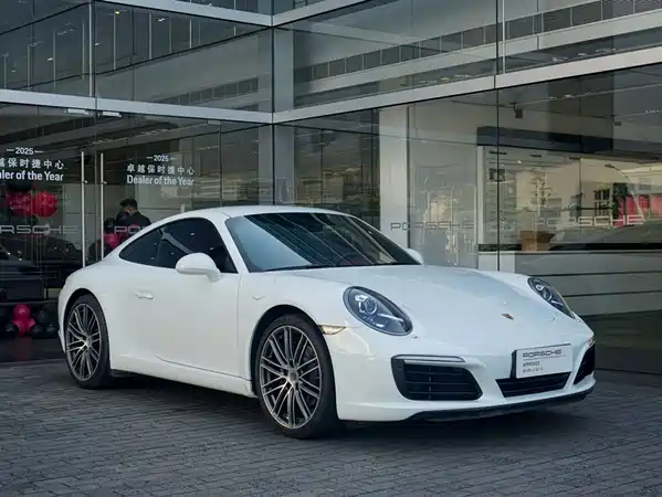 Porsche 911 2019