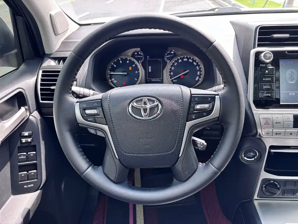 Toyota Prado 2018 — фото 8