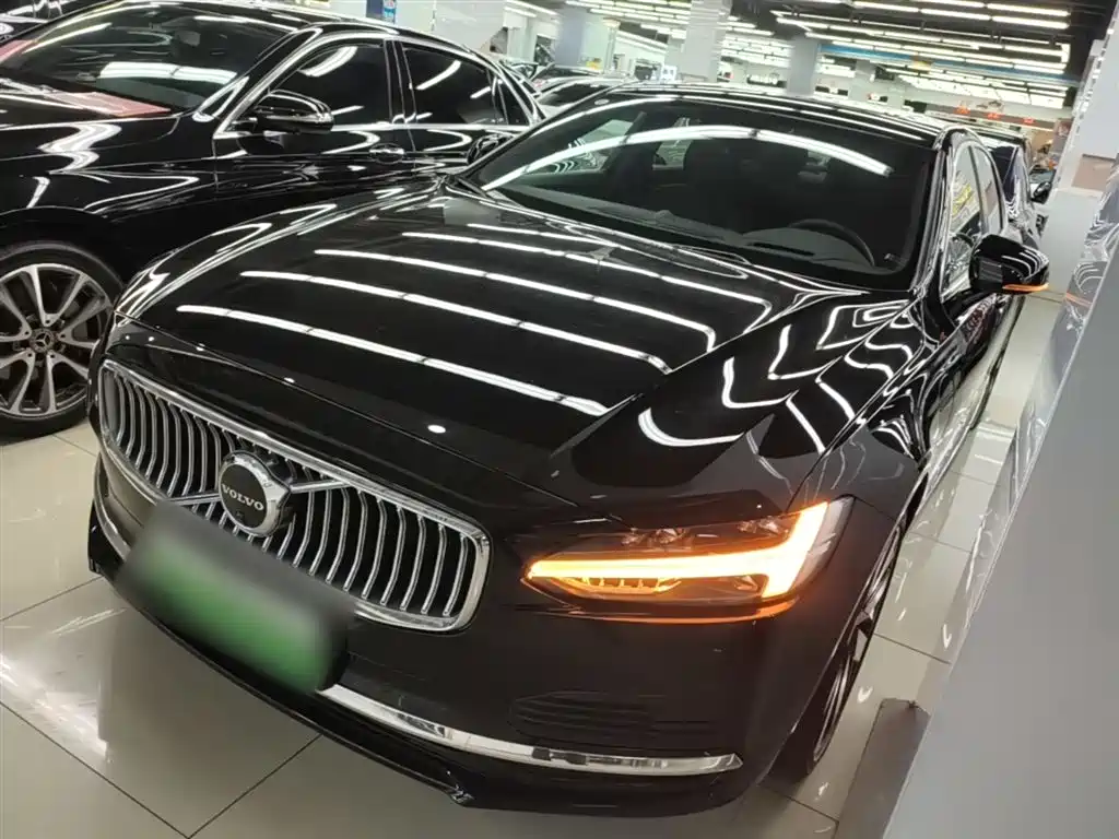 Volvo S90 PHEV 2024 — фото 1