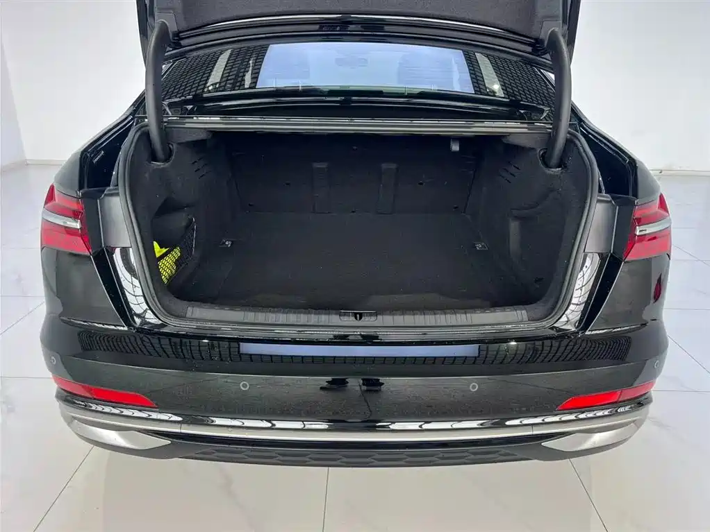 Audi A6L 2023