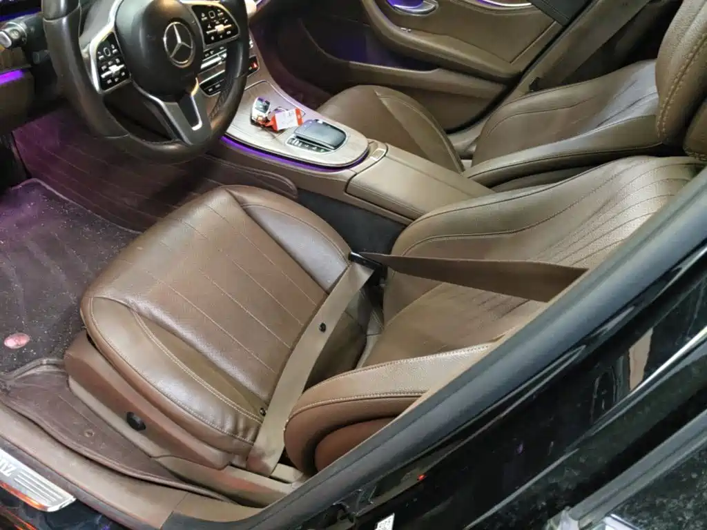 Mercedes-Benz E-Class 2019 — фото 15