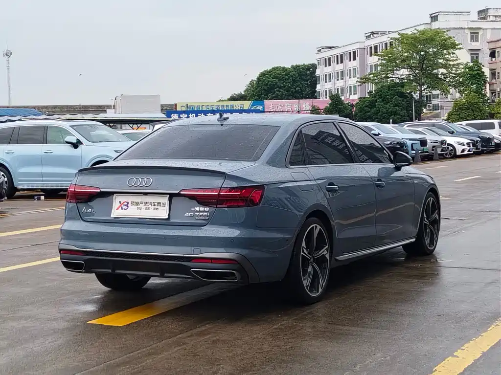 Audi A4L 2022