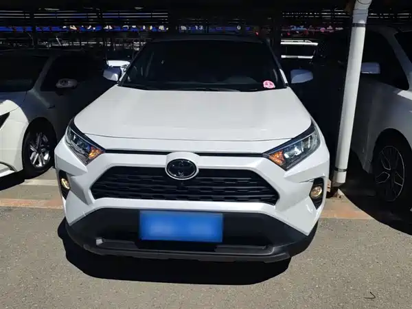 Toyota RAV4 2021