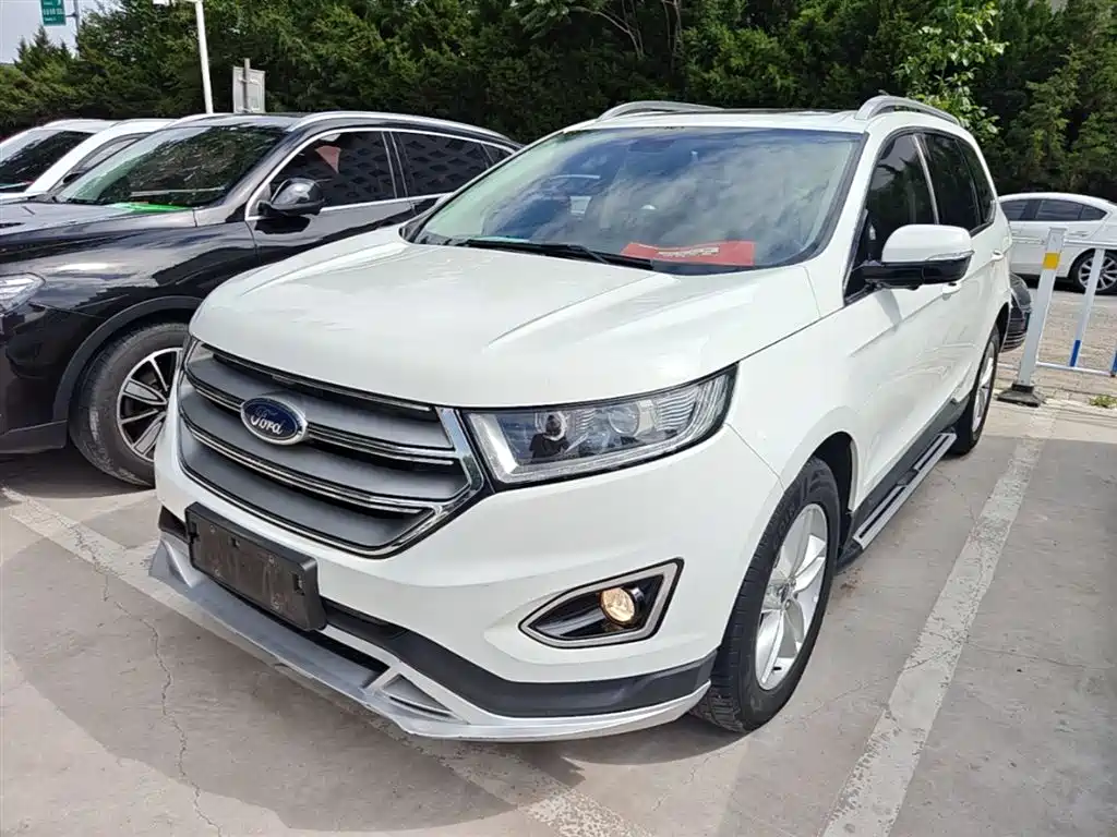 Ford Edge 2018 — фото 1