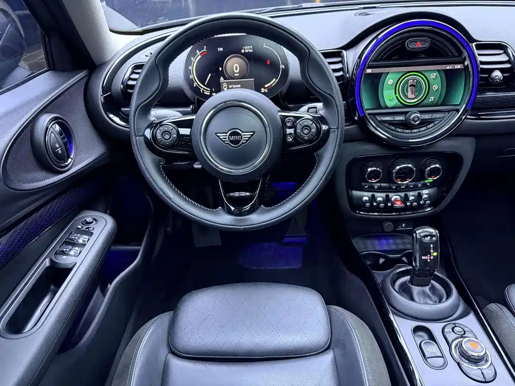MINI Clubman 2020 — фото 13