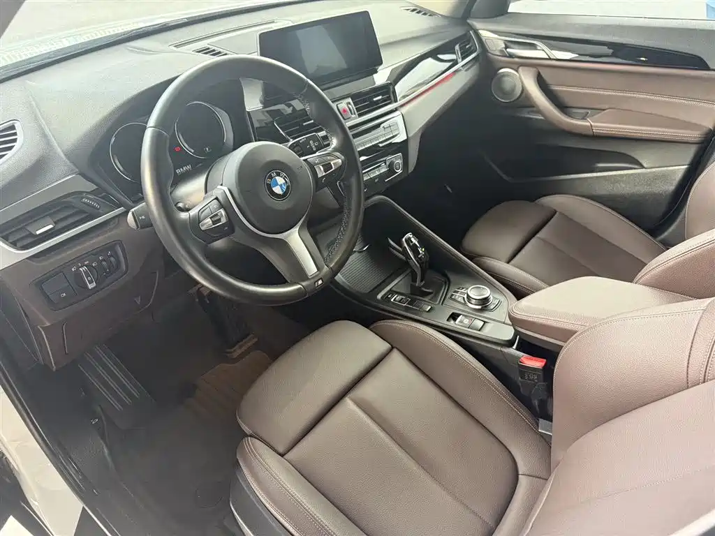 BMW X1 2022 — фото 7