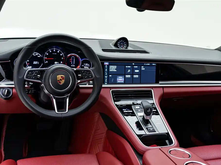 Porsche Panamera 2019 — фото 13