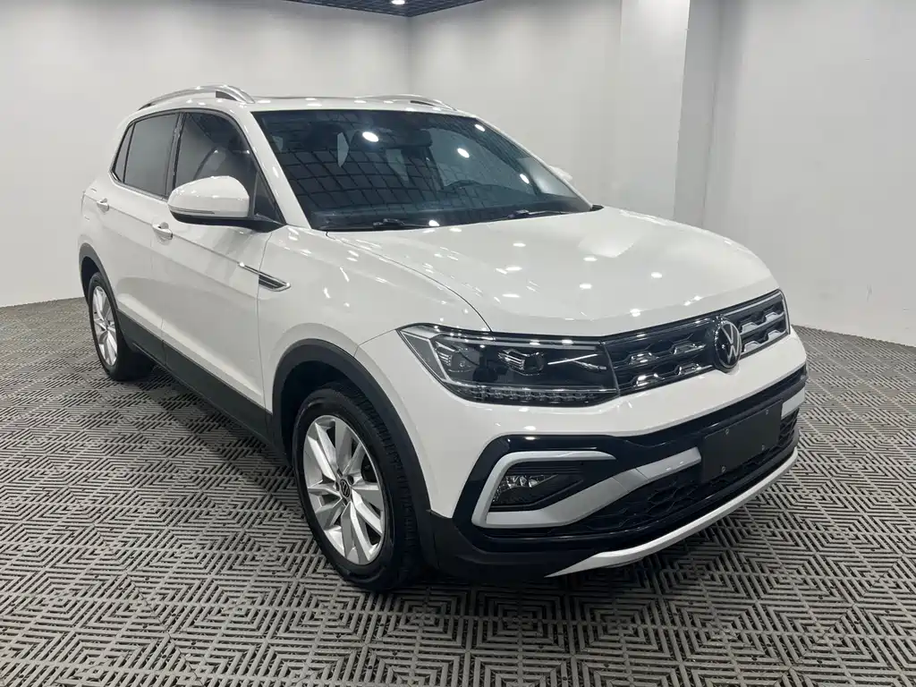 Volkswagen T-Cross 2022 — фото 1