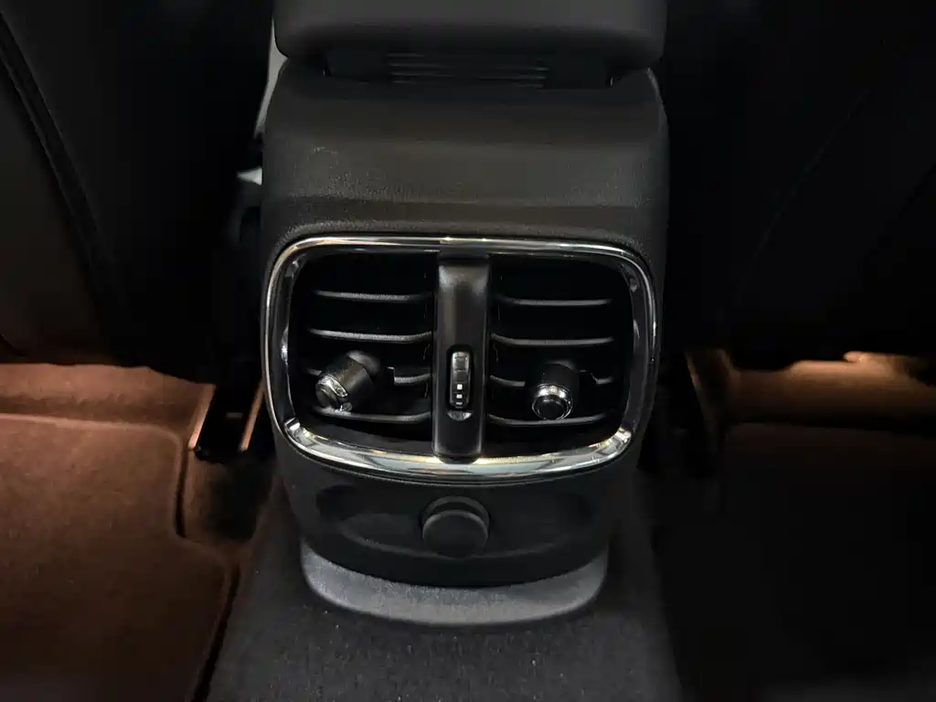 MINI Clubman 2017 — фото 20