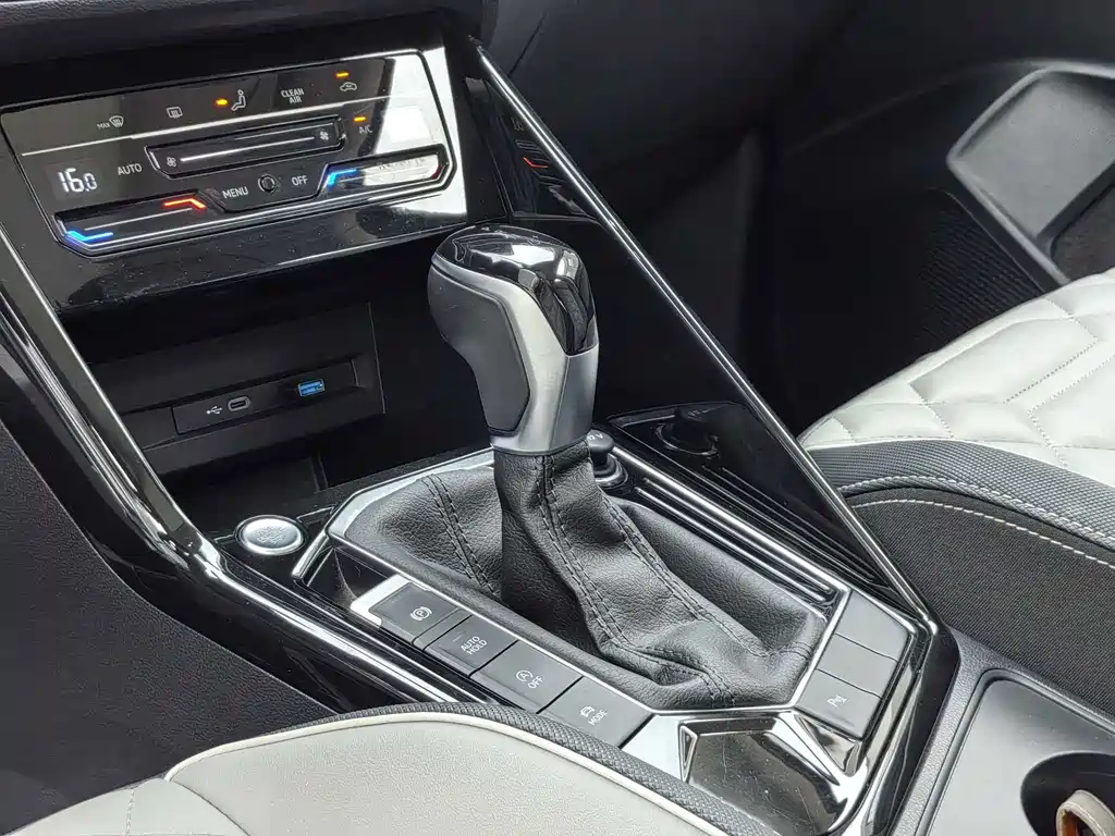 Volkswagen Tayron 2023