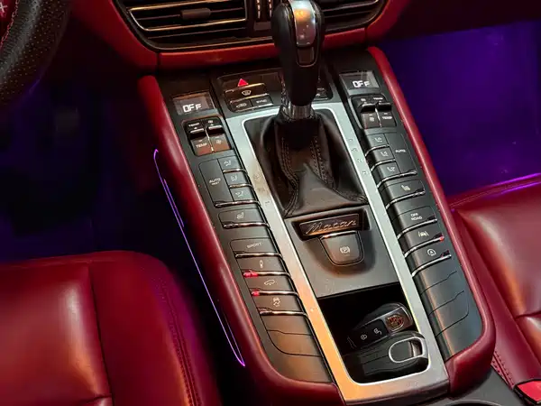 Porsche Macan 2018