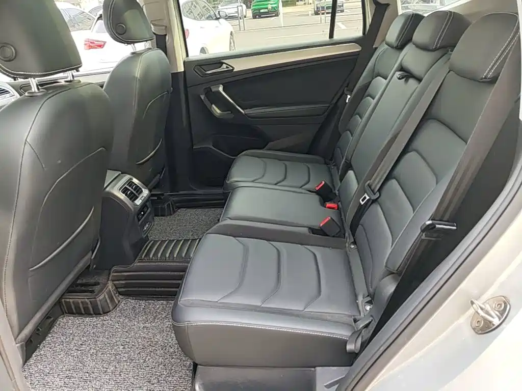 Volkswagen Tiguan L 2018 — фото 17