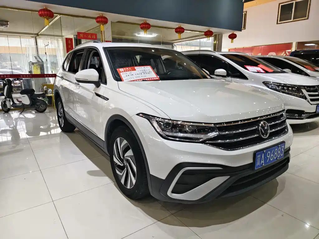 Volkswagen Tiguan L 2022 — фото 3