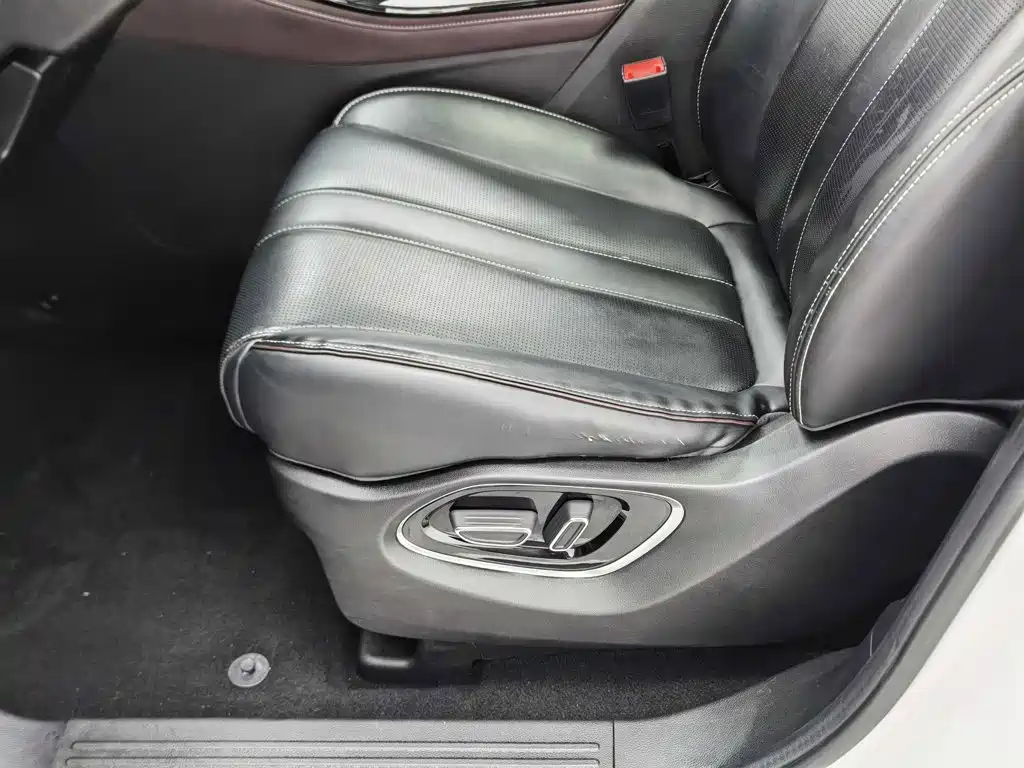 GAC Trumpchi M6 2023 — фото 20