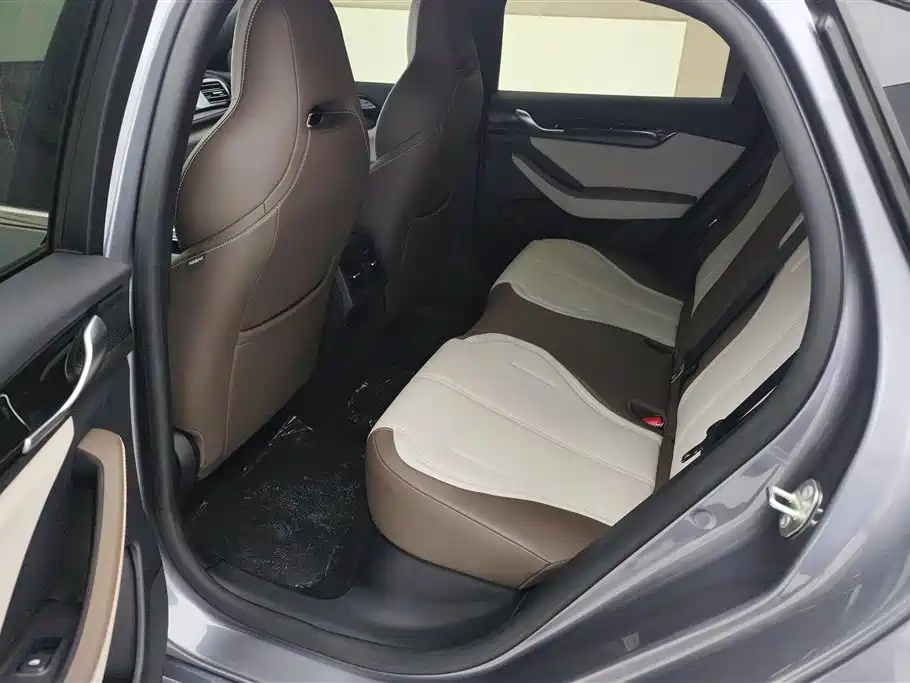 BYD Qin PLUS 2024 — фото 11