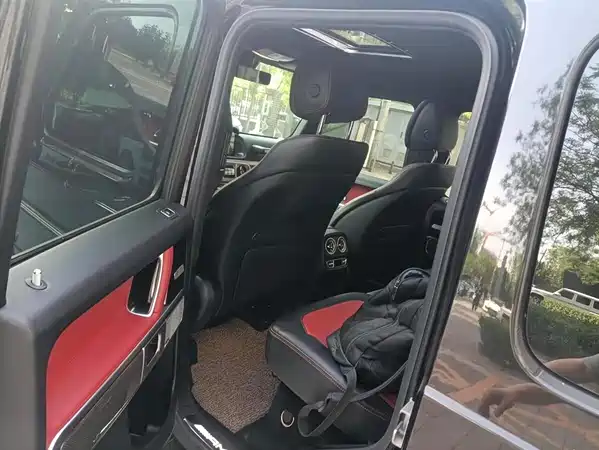 Mercedes-Benz G-Class 2019