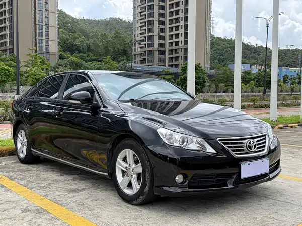 Toyota Reiz 2012