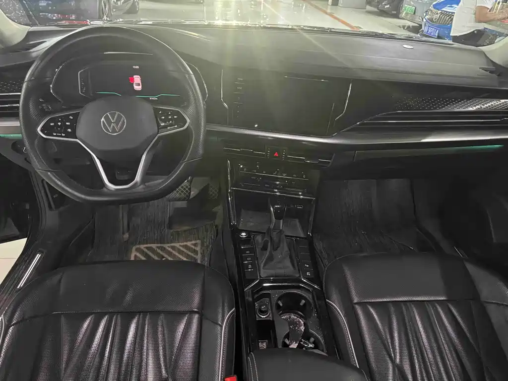 Volkswagen Passat 2023