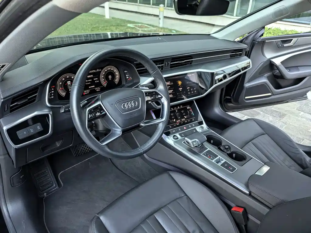 Audi A7 2021 — фото 22