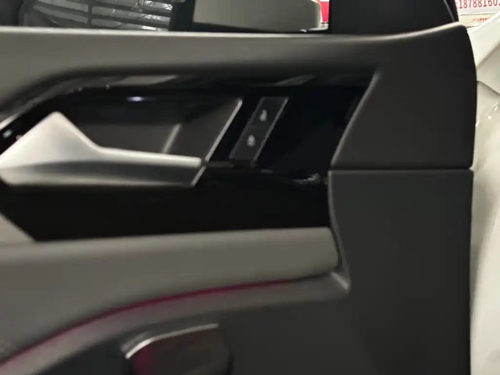 Volkswagen Sagitar 2019