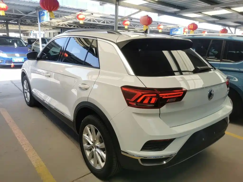 Volkswagen T-Roc 2019 — фото 23