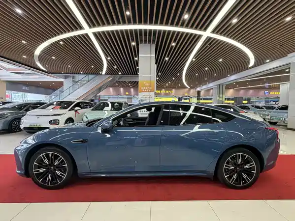 Neta S 2023
