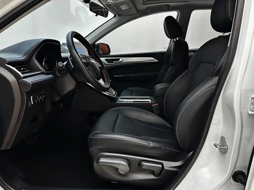 Haval M6 2023 — фото 11