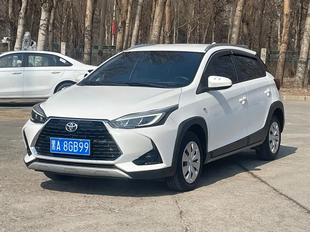 Toyota Yaris L 2022