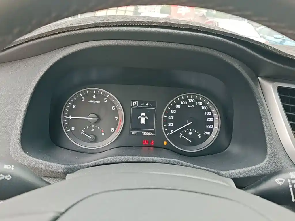 Hyundai Tucson 2016 — фото 12